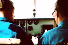 Far_och_son_Eriksson_flyger_SE-EKI