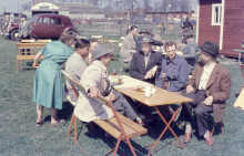 Fikande_gaster_vid_serveringen