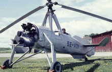 SE-AZB_med_Gullberg_i_flygarhuva