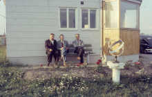 Tre_man_sitter_framfor_Tornet